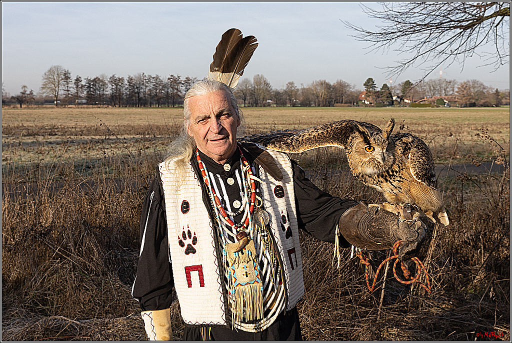 Cheyenne-Halbblut Hunting Wolf in der Falknerei Pierre Schmidt; Gymnich, 09.02.2023